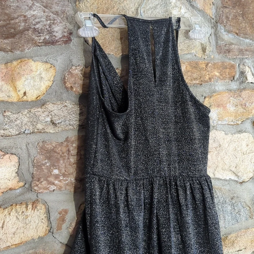 BCBG GENERATION METALLIC BLACK SURPLICE MIDI POCKET DRESS - Picture 7 of 13